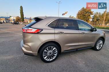 Внедорожник / Кроссовер Ford Edge 2020 в 