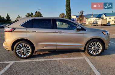 Внедорожник / Кроссовер Ford Edge 2020 в 