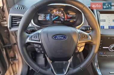 Внедорожник / Кроссовер Ford Edge 2020 в 
