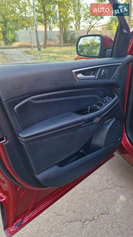 Позашляховик / Кросовер Ford Edge 2016 в Миколаєві