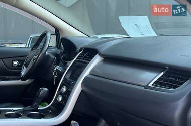 Внедорожник / Кроссовер Ford Edge 2012 в 