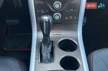 Внедорожник / Кроссовер Ford Edge 2012 в 