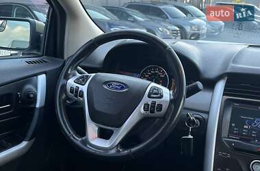 Внедорожник / Кроссовер Ford Edge 2012 в 