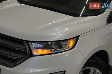 Внедорожник / Кроссовер Ford Edge 2015 в 