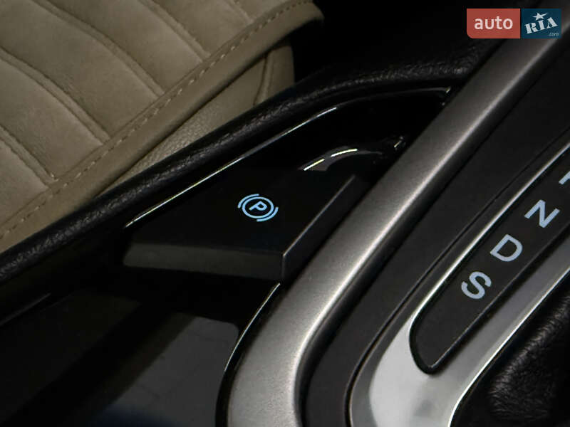 Позашляховик / Кросовер Ford Edge 2015 в Миколаєві