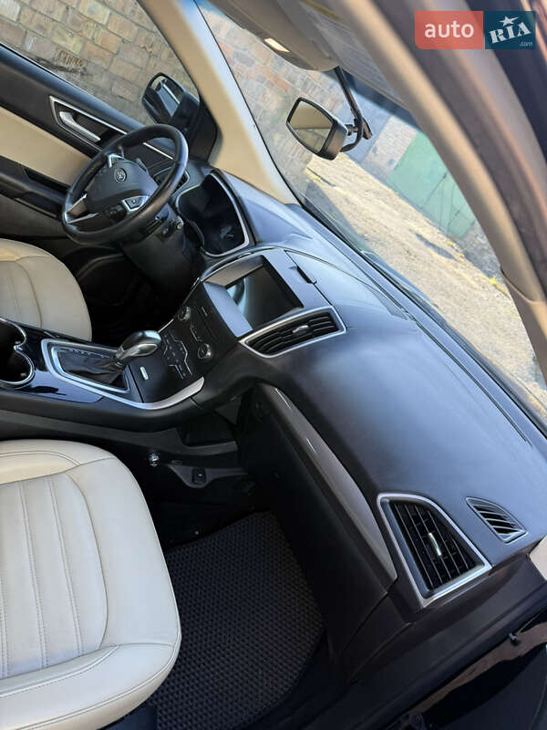 Позашляховик / Кросовер Ford Edge 2018 в Києві