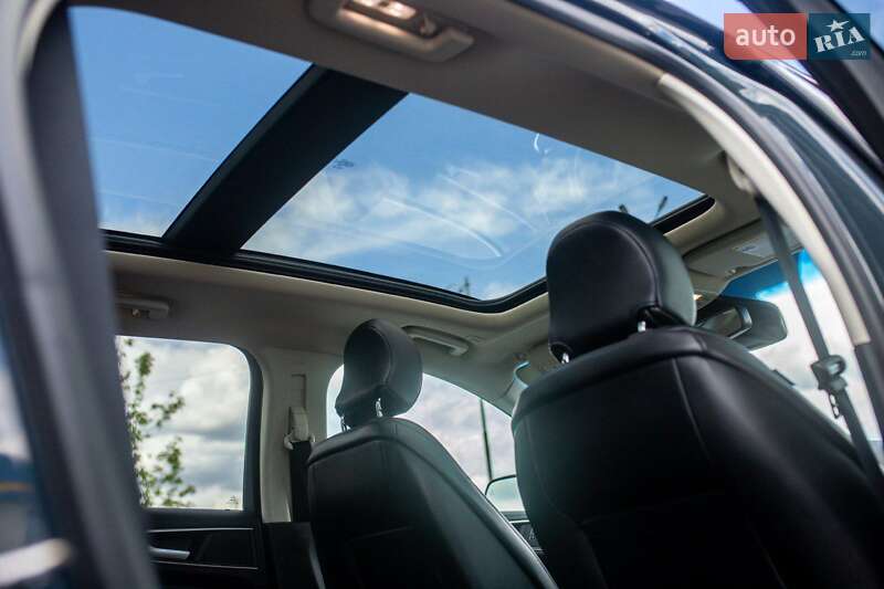 Позашляховик / Кросовер Ford Edge 2018 в Умані
