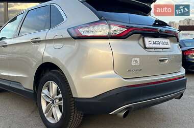 Внедорожник / Кроссовер Ford Edge 2018 в 
