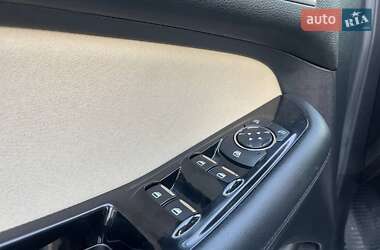 Внедорожник / Кроссовер Ford Edge 2018 в 