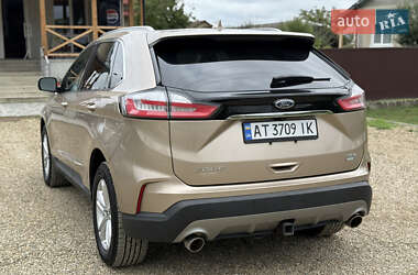 Внедорожник / Кроссовер Ford Edge 2020 в 