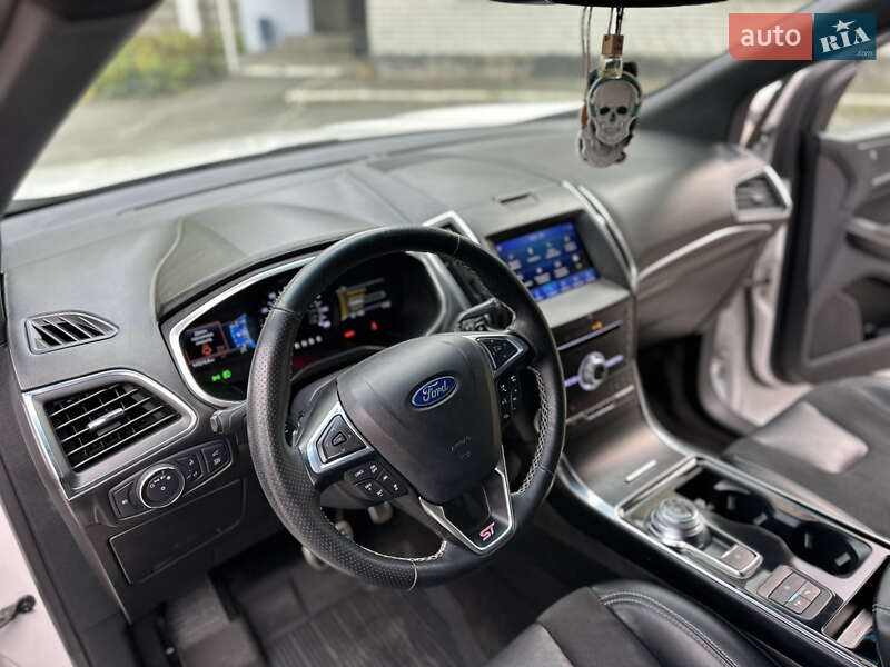 Позашляховик / Кросовер Ford Edge 2019 в Києві