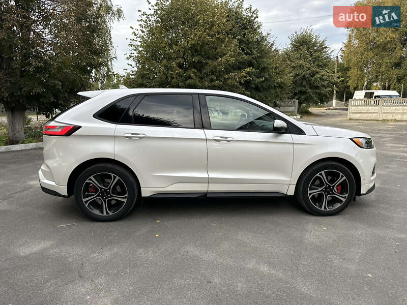 Позашляховик / Кросовер Ford Edge 2019 в Києві