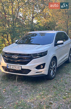 Внедорожник / Кроссовер Ford Edge 2017 в 