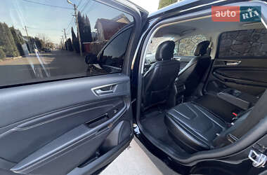Внедорожник / Кроссовер Ford Edge 2018 в 