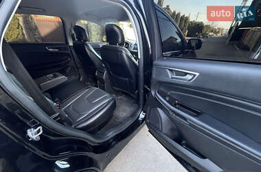 Внедорожник / Кроссовер Ford Edge 2018 в 