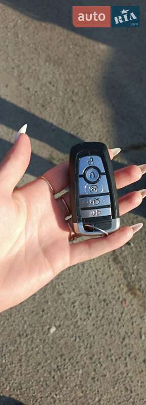 Внедорожник / Кроссовер Ford Edge 2019 в Хмельницком