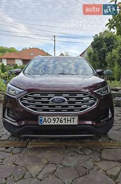 Внедорожник / Кроссовер Ford Edge 2019 в 