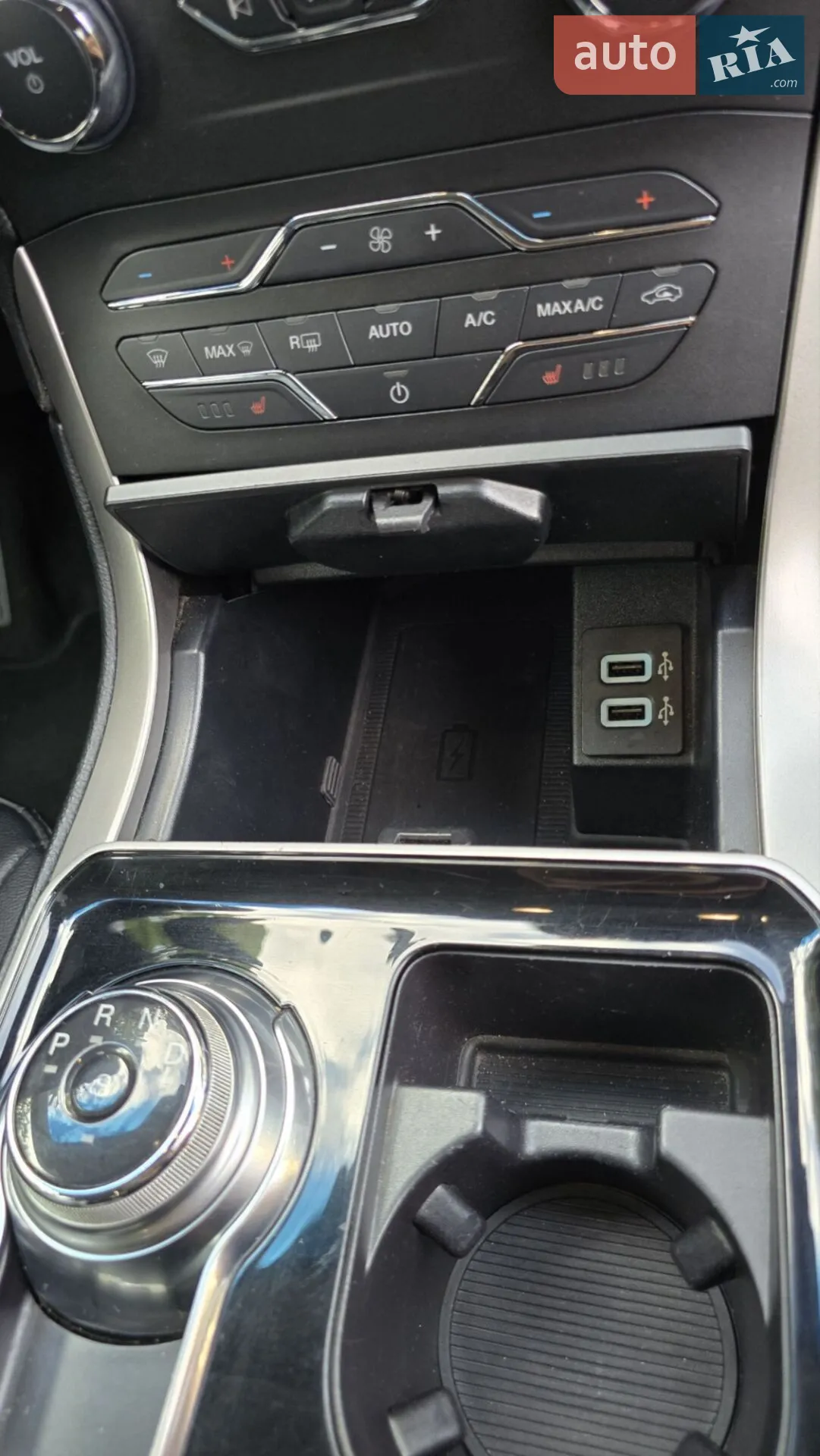 2019 Ford Edge - мініатюра 28