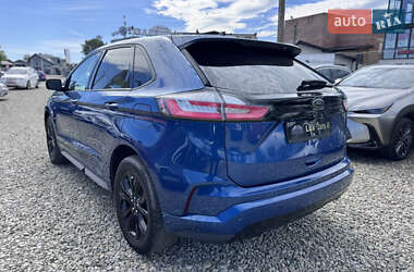 Позашляховик / Кросовер Ford Edge 2022 в 