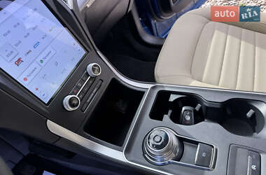 Позашляховик / Кросовер Ford Edge 2022 в 