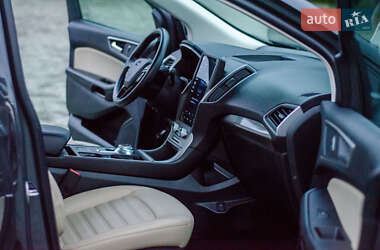 Внедорожник / Кроссовер Ford Edge 2021 в 