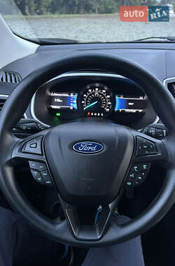 Внедорожник / Кроссовер Ford Edge 2021 в 