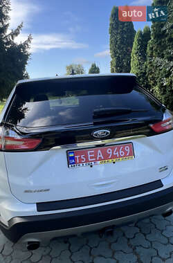Внедорожник / Кроссовер Ford Edge 2020 в 