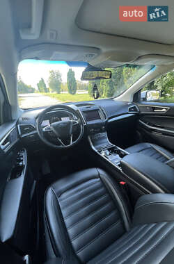 Внедорожник / Кроссовер Ford Edge 2020 в 