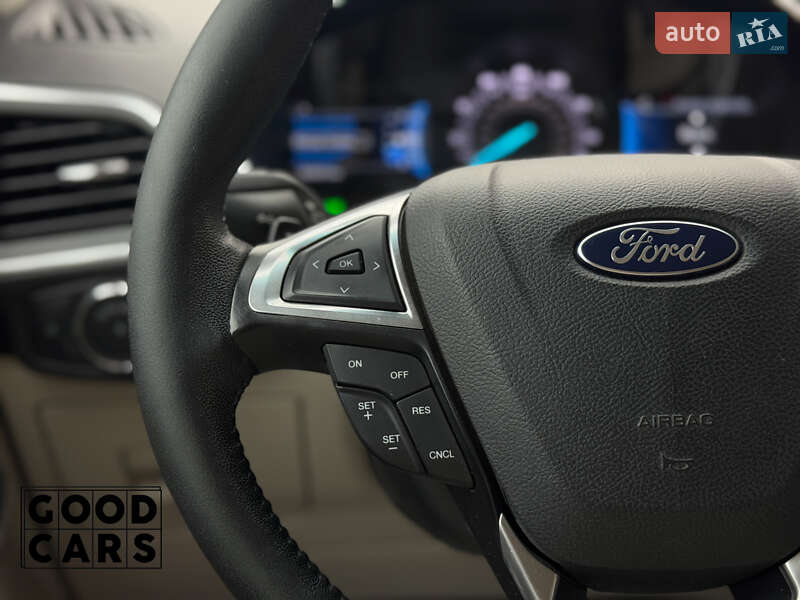 Позашляховик / Кросовер Ford Edge 2016 в Одесі