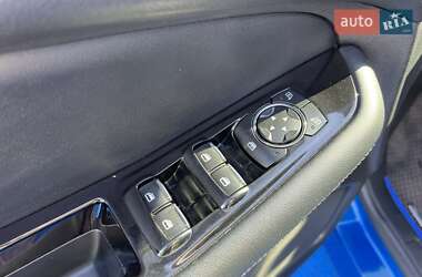 Внедорожник / Кроссовер Ford Edge 2018 в 