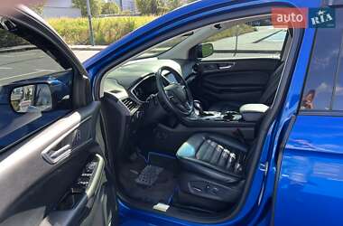 Внедорожник / Кроссовер Ford Edge 2018 в 