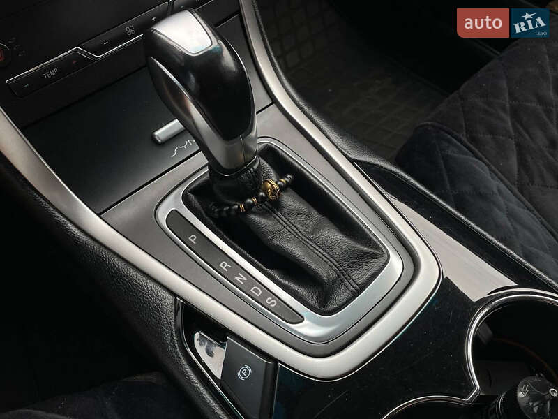 Внедорожник / Кроссовер Ford Edge 2016 в Киеве