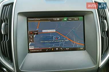 Позашляховик / Кросовер Ford Edge 2015 в 