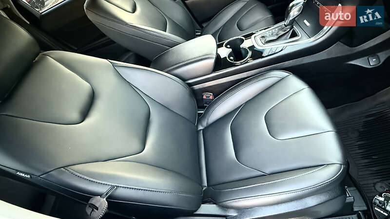 Внедорожник / Кроссовер Ford Edge 2016 в Запорожье