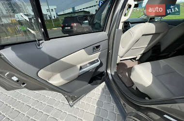 Позашляховик / Кросовер Ford Edge 2013 в 