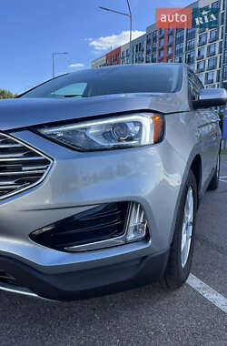 Внедорожник / Кроссовер Ford Edge 2021 в 