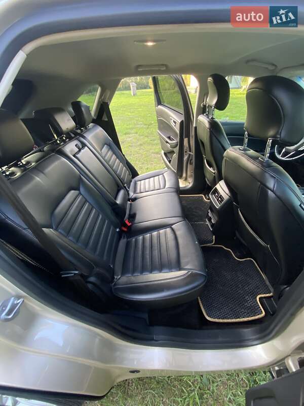 Внедорожник / Кроссовер Ford Edge 2017 в Тернополе