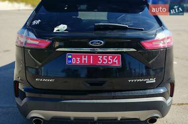 Позашляховик / Кросовер Ford Edge 2020 в 