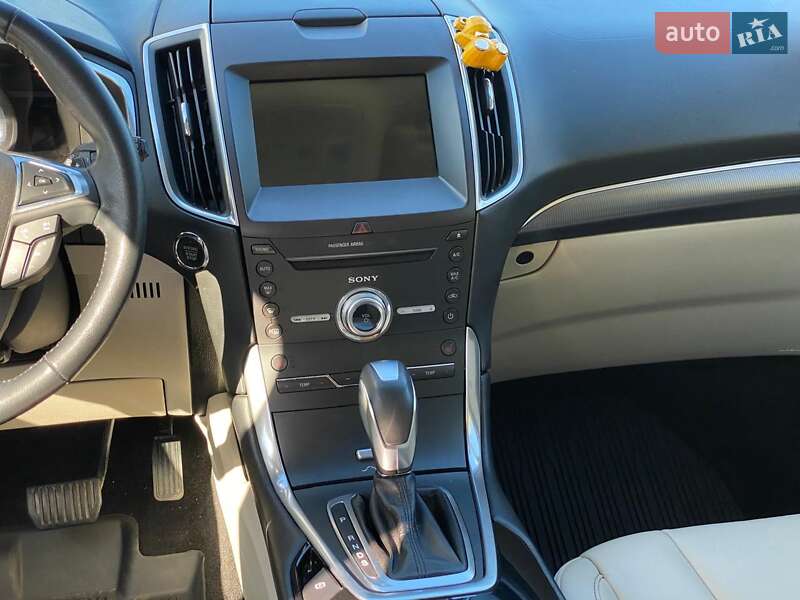 Внедорожник / Кроссовер Ford Edge 2017 в Ровно