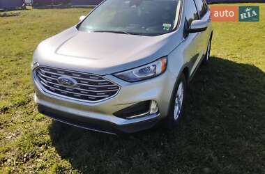 Позашляховик / Кросовер Ford Edge 2021 в 