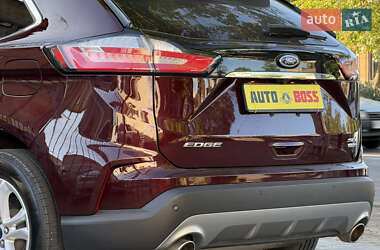 Позашляховик / Кросовер Ford Edge 2020 в 