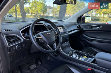 Позашляховик / Кросовер Ford Edge 2020 в 