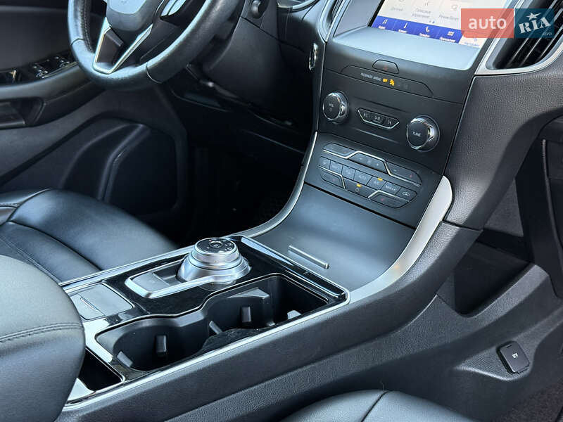 Позашляховик / Кросовер Ford Edge 2020 в Миколаєві