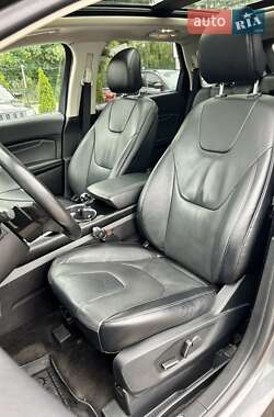 Внедорожник / Кроссовер Ford Edge 2017 в 