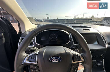 Внедорожник / Кроссовер Ford Edge 2019 в 