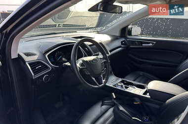 Внедорожник / Кроссовер Ford Edge 2019 в 