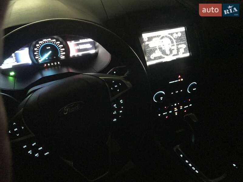 Позашляховик / Кросовер Ford Edge 2015 в Києві