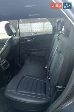 Внедорожник / Кроссовер Ford Edge 2020 в 
