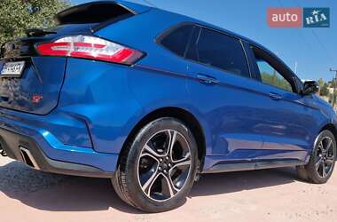 Внедорожник / Кроссовер Ford Edge 2020 в 