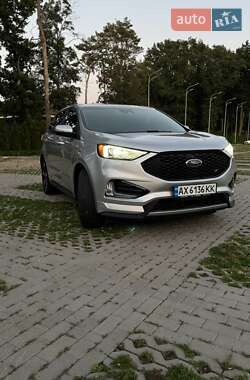 Внедорожник / Кроссовер Ford Edge 2019 в 